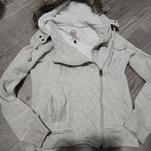 White Fleece lined Jacket with angular zipper